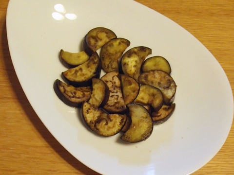 茄子のマヨカレー炒め